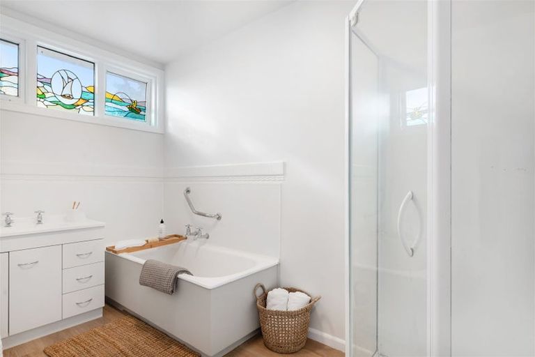 Photo of property in 97 Dyers Pass Road, Cashmere, Christchurch, 8022