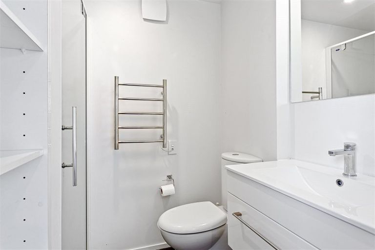 Photo of property in Leicester Executive Apartments, 211/282 Madras Street, Christchurch Central, Christchurch, 8011