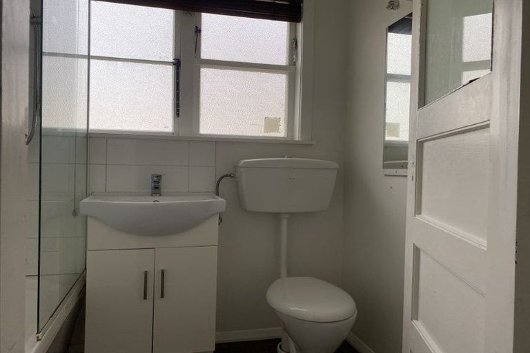 Photo of property in 871 High Street, Boulcott, Lower Hutt, 5011