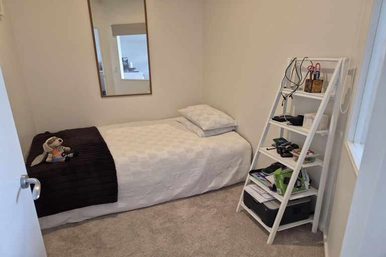 Photo of property in Stadium Garden Flats, 413/107 Thorndon Quay, Pipitea, Wellington, 6011