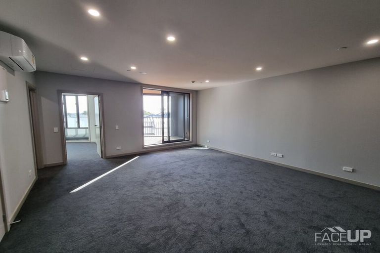 Photo of property in 307/2 Launch Road, Hobsonville, Auckland, 0616