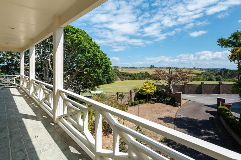 Photo of property in 3/222 Bleakhouse Road, Mellons Bay, Auckland, 2014