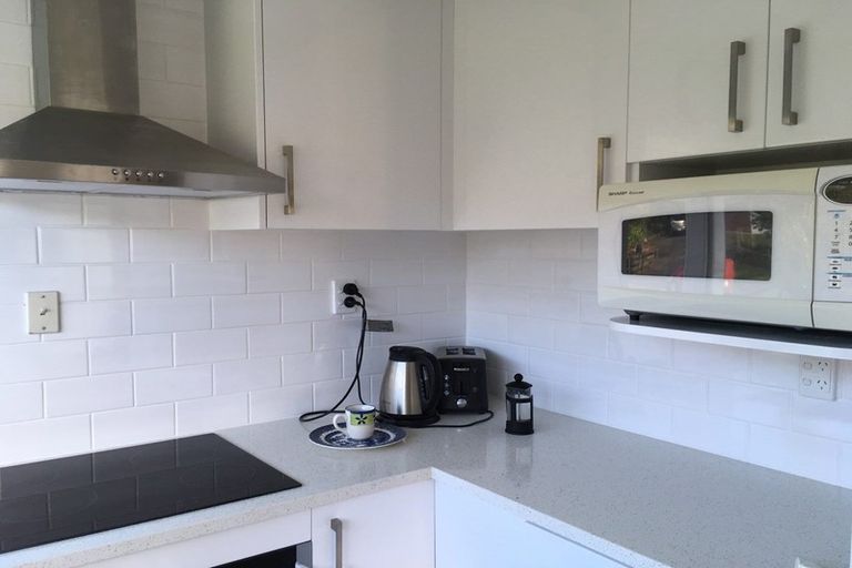 Photo of property in 1/16 Castleton Drive, Howick, Auckland, 2014