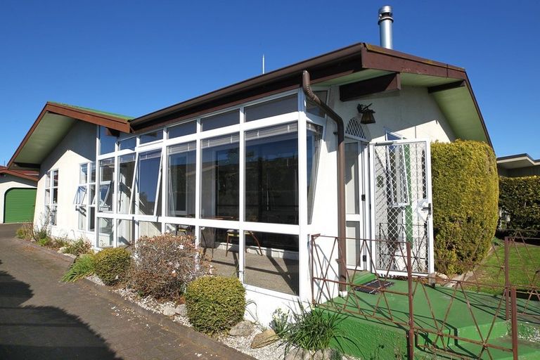 Photo of property in 50 Napier Road, Havelock North, 4130