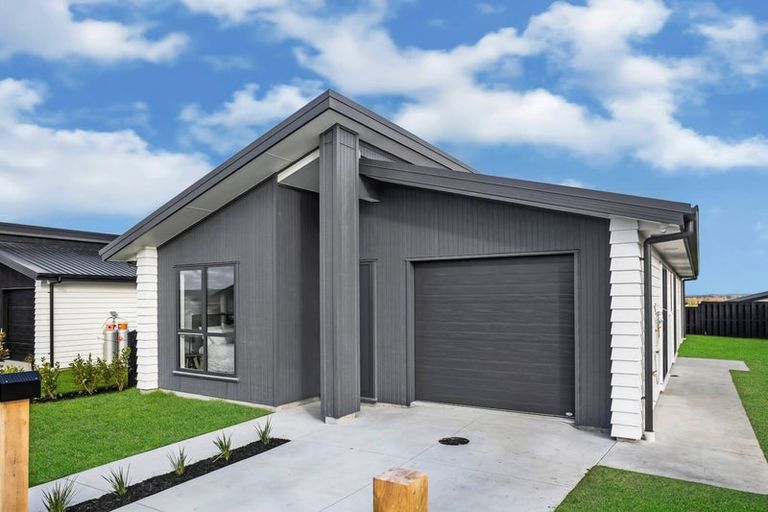Photo of property in 18 Kotuku Way, Te Kauwhata, 3710
