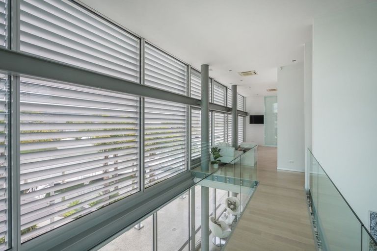 Photo of property in 25 Arawa Lane, Whitianga, 3510