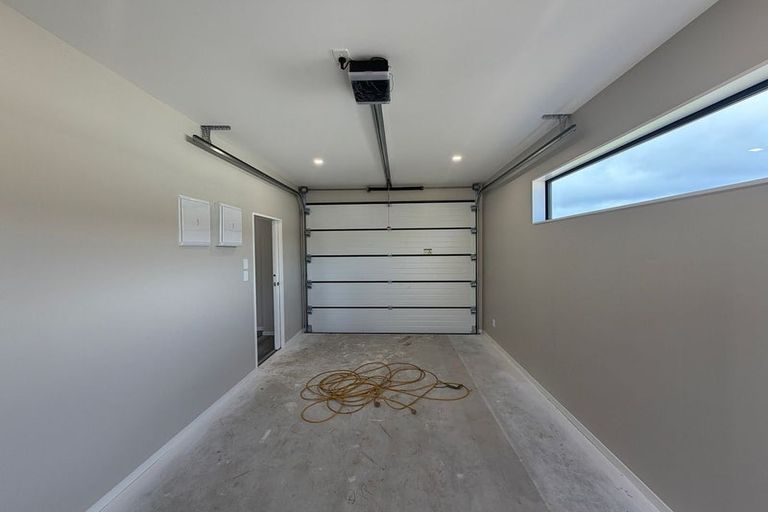 Photo of property in 8 Foxlaw Street, Randwick Park, Auckland, 2105
