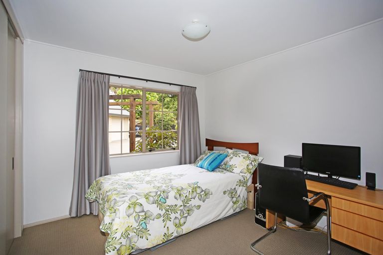 Photo of property in 27 Bayview Drive, Waiuku, 2123