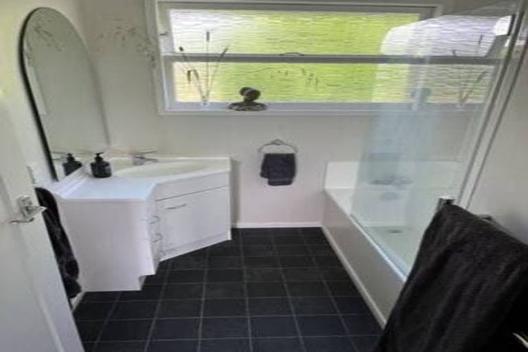 Photo of property in 38 Teoti Street, Paraparaumu Beach, Paraparaumu, 5032