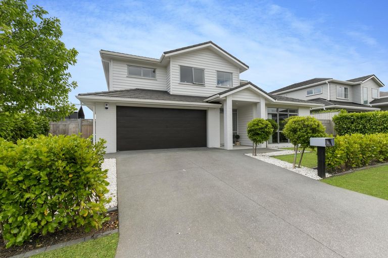 Photo of property in 4 Allium Avenue, Karaka, Papakura, 2113