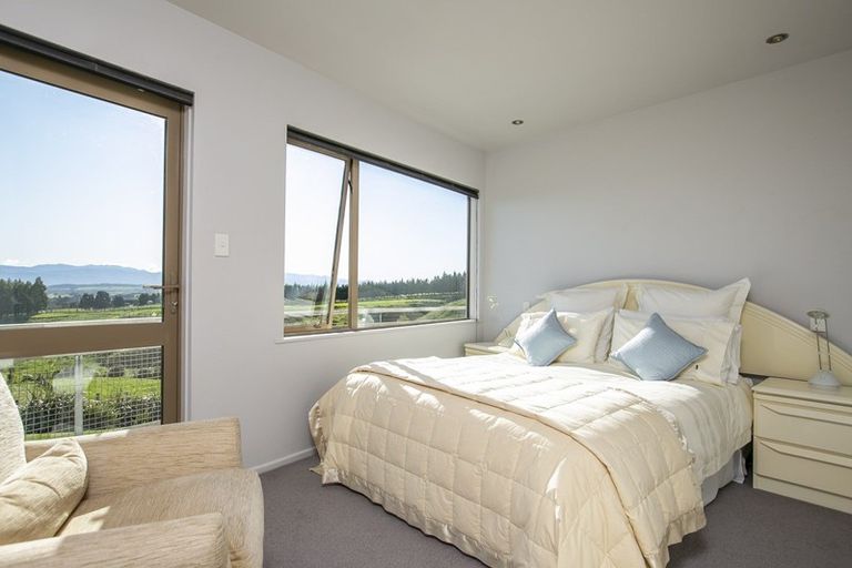 Photo of property in 89 Sutherland Drive, Martinborough, 5781