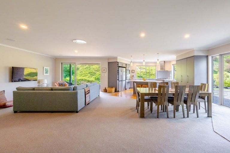 Photo of property in 1127 Pourerere Road, Omakere, Waipawa, 4271