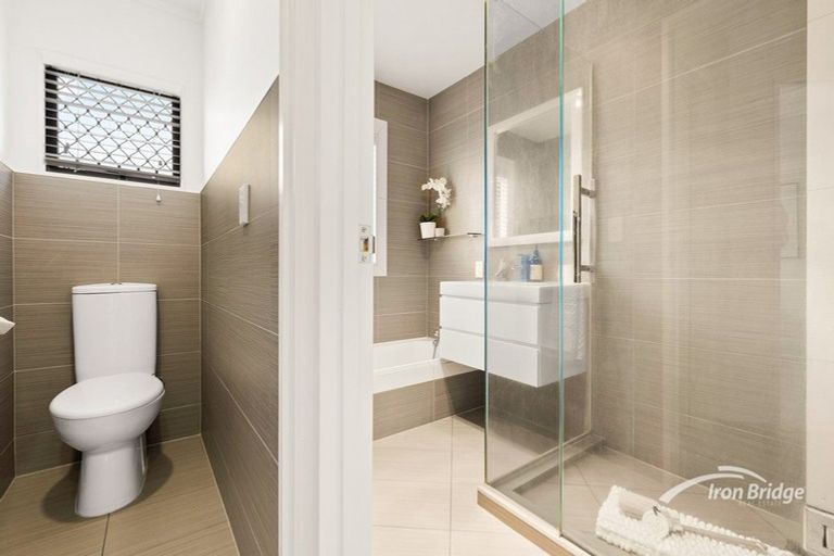 Photo of property in 2/105 Nile Road, Milford, Auckland, 0620