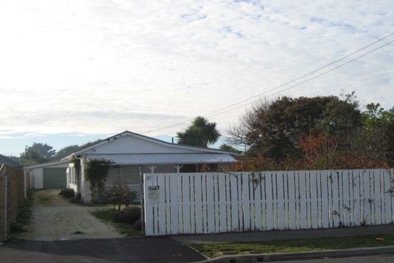 Photo of property in 31 Estuary Road, New Brighton, Christchurch, 8061