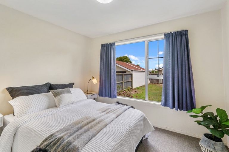 Photo of property in 472 Mairehau Road, Parklands, Christchurch, 8083