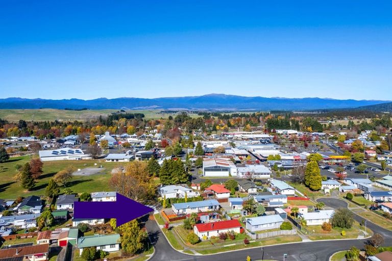 Photo of property in 4 Mihipeka Grove, Turangi, 3334