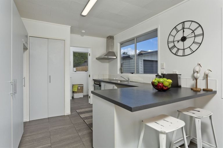 Photo of property in 89 Lynn Road, Bayview, Auckland, 0629