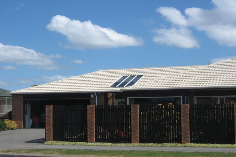 Photo of property in 395 Harewood Road, Bishopdale, Christchurch, 8053