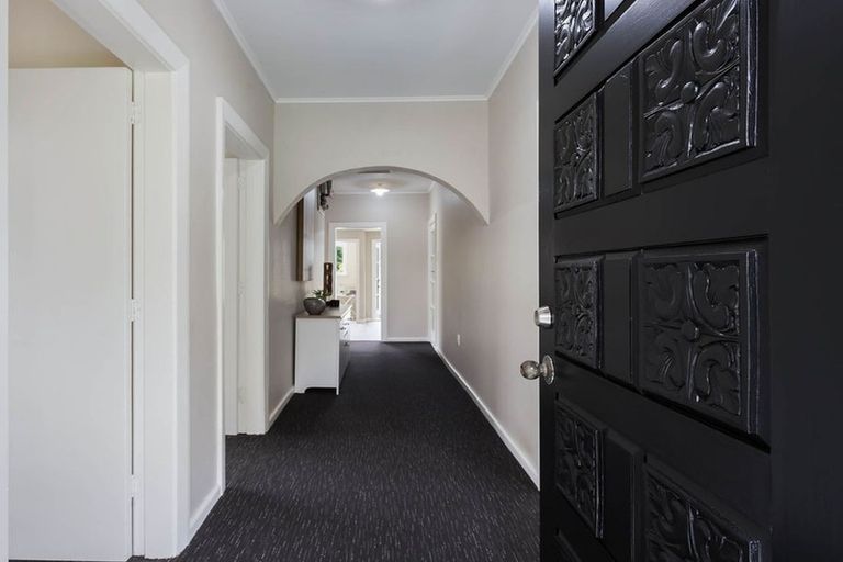 Photo of property in 63 Northcote Road, Northcote, Christchurch, 8052