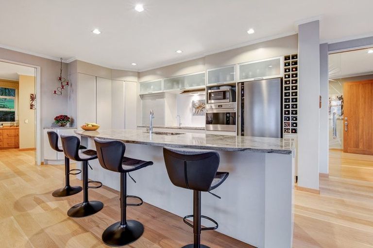 Photo of property in 859 Whangaparaoa Road, Manly, Whangaparaoa, 0930