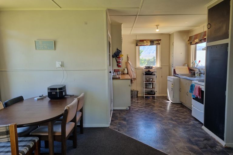 Photo of property in 16 Aorangi Crescent, Lake Tekapo, 7999