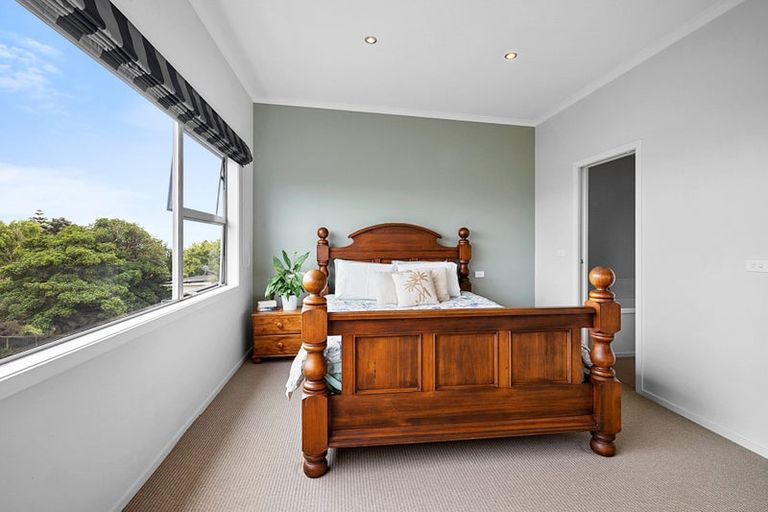 Photo of property in The Strand, 4/16 Ronald Street, Strandon, New Plymouth, 4312