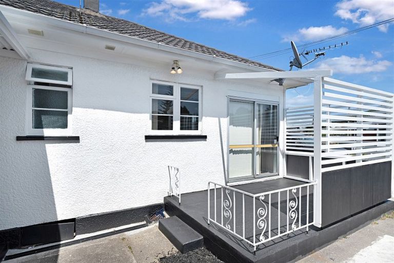 Photo of property in 1/5 Hill Road, Papatoetoe, Auckland, 2025