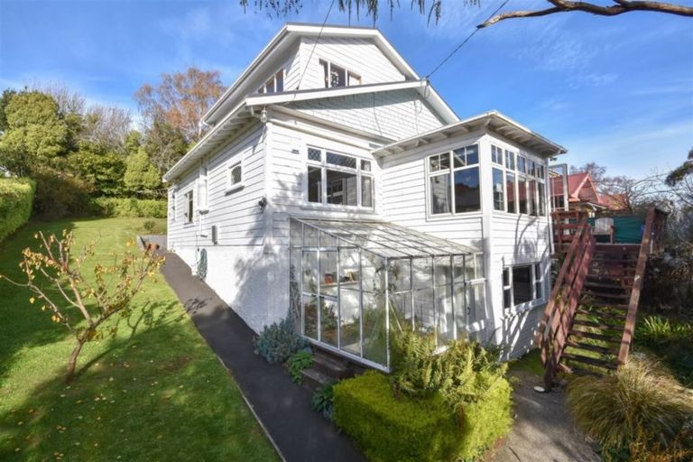 Photo of property in 72 Signal Hill Road, Opoho, Dunedin, 9010