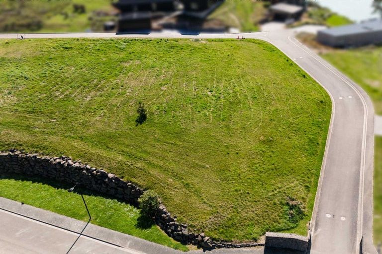 Photo of property in 1 Kaioruru Lane, Charteris Bay, Governors Bay, 8971