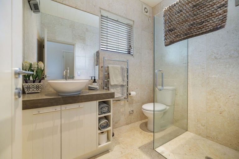 Photo of property in 17 Fox's Terrace, Arrowtown, 9302