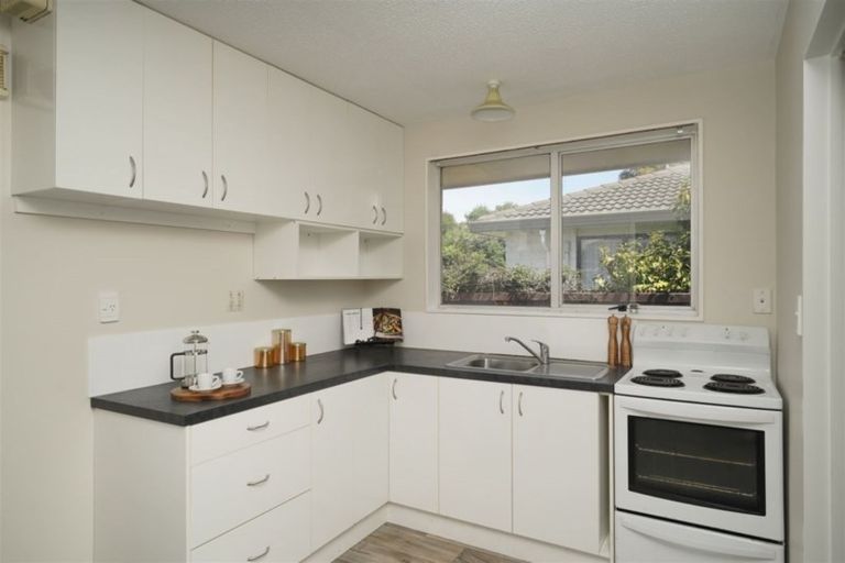 Photo of property in 1/3 Chadbury Street, Parklands, Christchurch, 8083
