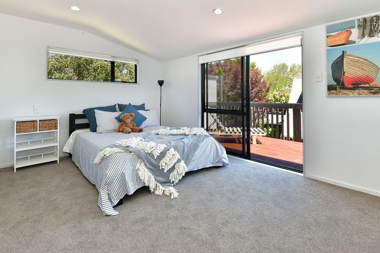 Photo of property in 40 Tiri Road, Manly, Whangaparaoa, 0930