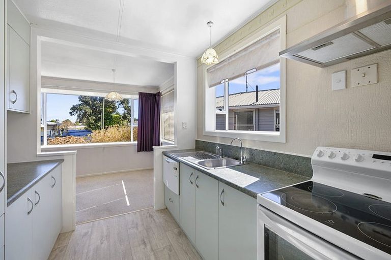 Photo of property in 50 Rosendale Avenue, Spotswood, New Plymouth, 4310