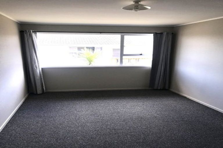 Photo of property in 1/140 Metcalfe Road, Ranui, Auckland, 0612