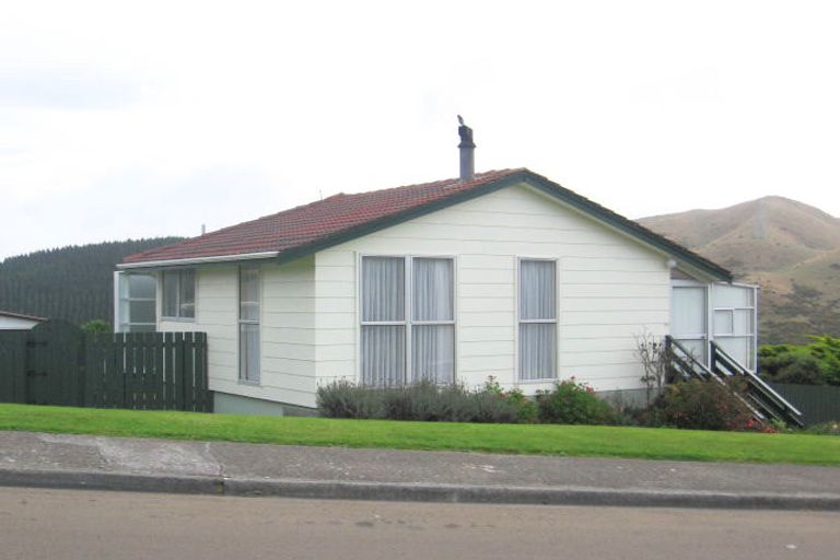 Photo of property in 65 Cunliffe Street, Churton Park, Wellington, 6037