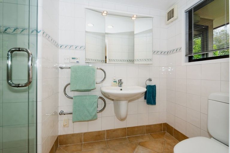 Photo of property in 22 Moorgreen Heights, Torbay, Auckland, 0630