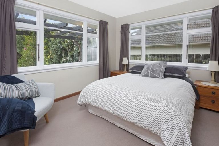 Photo of property in 1/38 Aorangi Road, Bryndwr, Christchurch, 8053