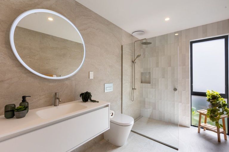 Photo of property in 69a Rimu Road, Raumati Beach, Paraparaumu, 5032