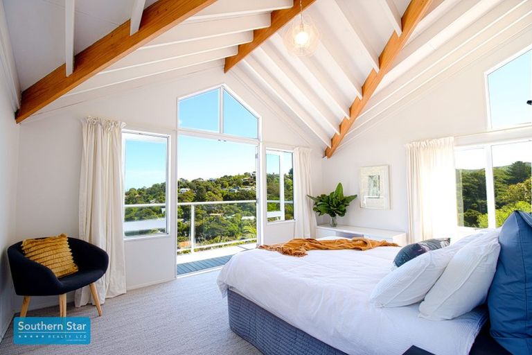 Photo of property in 74 Cluny Road, Plimmerton, Porirua, 5026