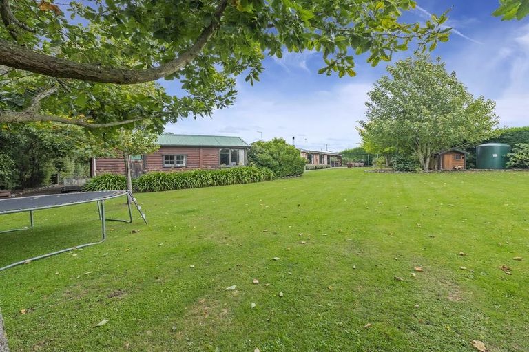 Photo of property in 1 Everett Street, Coalgate, 7673