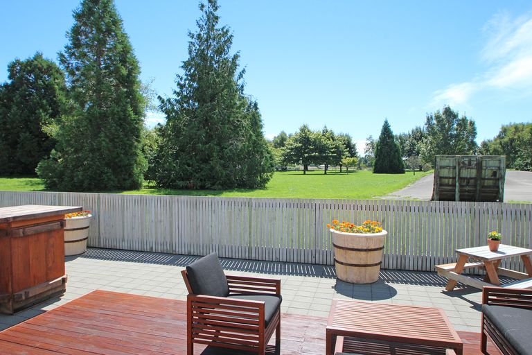 Photo of property in 17 Charles Street, Weston, Oamaru, 9401