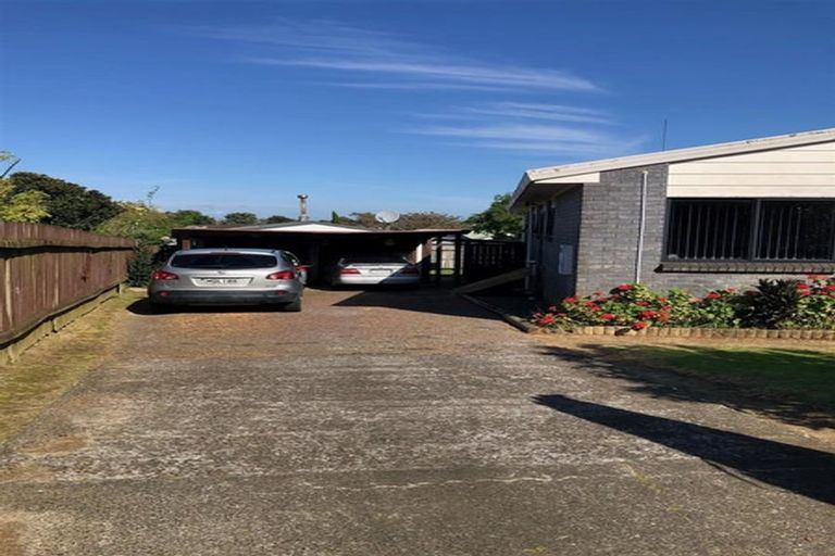 Photo of property in 7 Barcroft Place, Clendon Park, Auckland, 2103