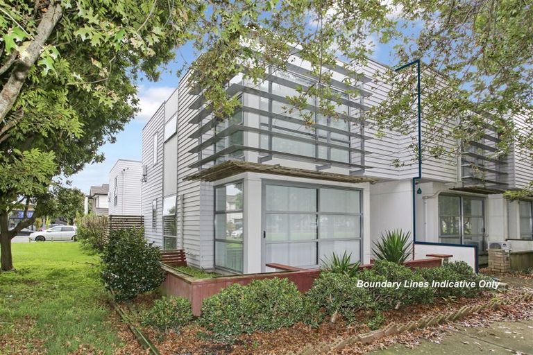 Photo of property in 30 Kauri Drive, Takanini, 2112