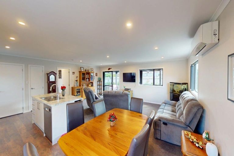 Photo of property in 100a Queen Street West, Levin, 5510