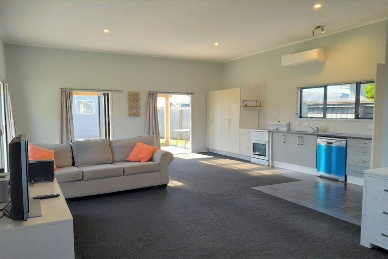 Photo of property in 126 Rangiora Crescent, Matarangi, Whitianga, 3592