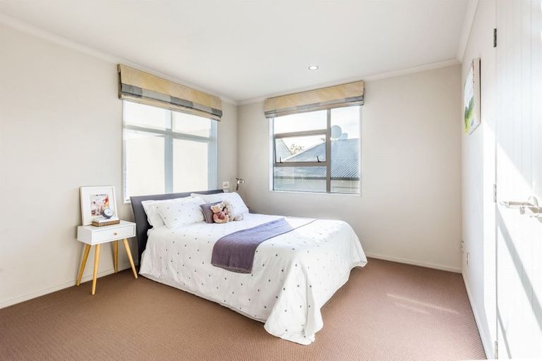 Photo of property in 20 Himikera Avenue, Avondale, Auckland, 1026