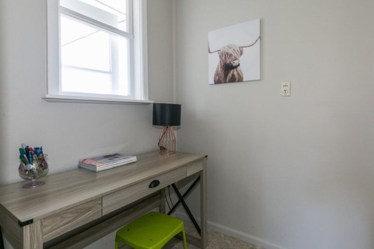 Photo of property in 81 Tollemache Road East, Longlands, Hastings, 4122