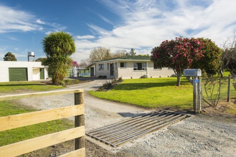 Photo of property in 637 Tucker Road, Waerengaahika, Gisborne, 4071