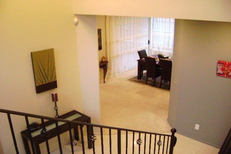 Photo of property in 7 Andara Close, Pinehill, Auckland, 0632