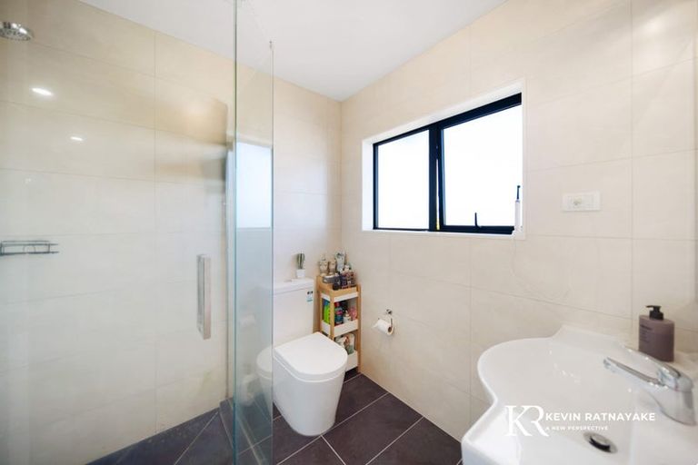 Photo of property in 5 Kereru Rise, Papakura, 2110